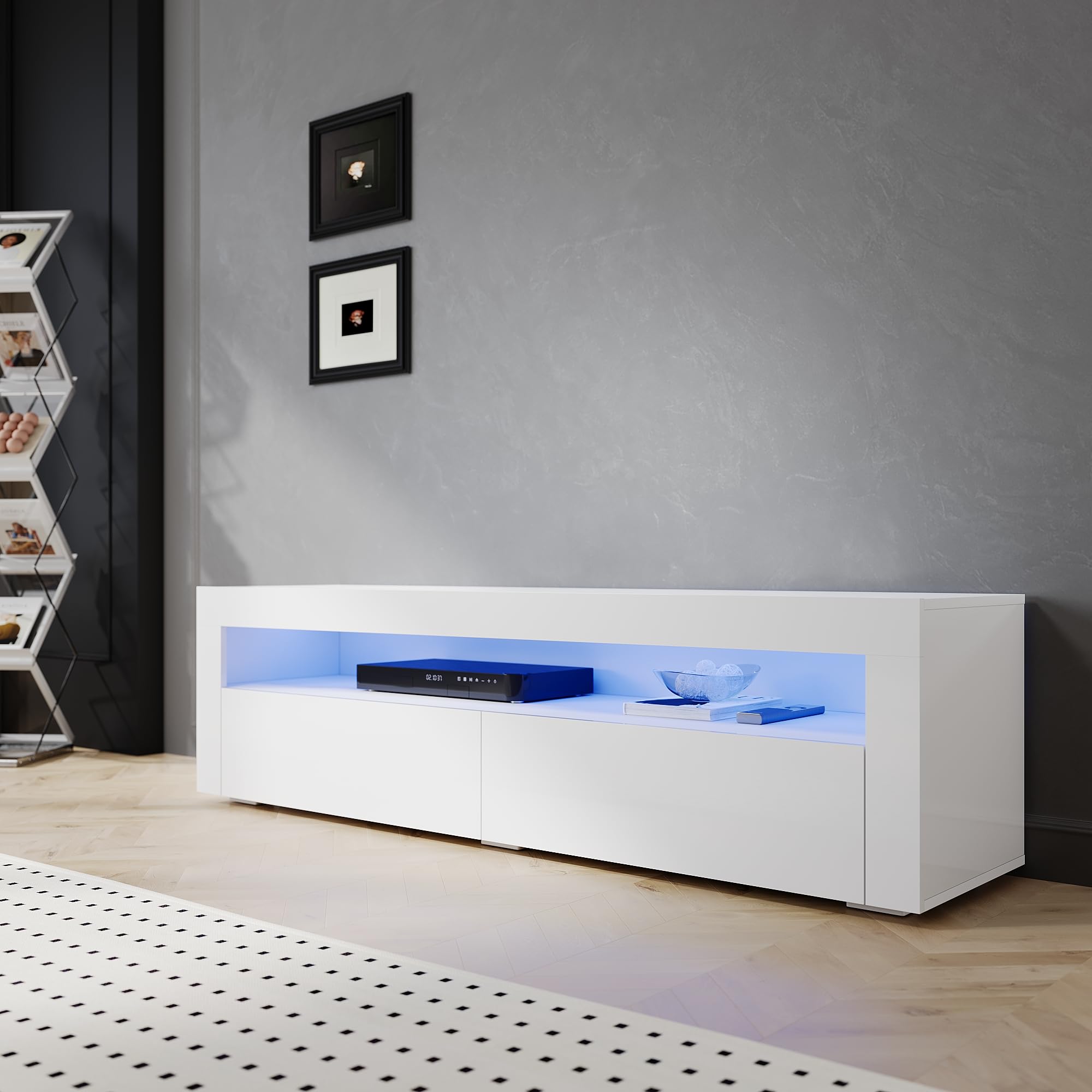 Meuble TV moderne noir avec LED