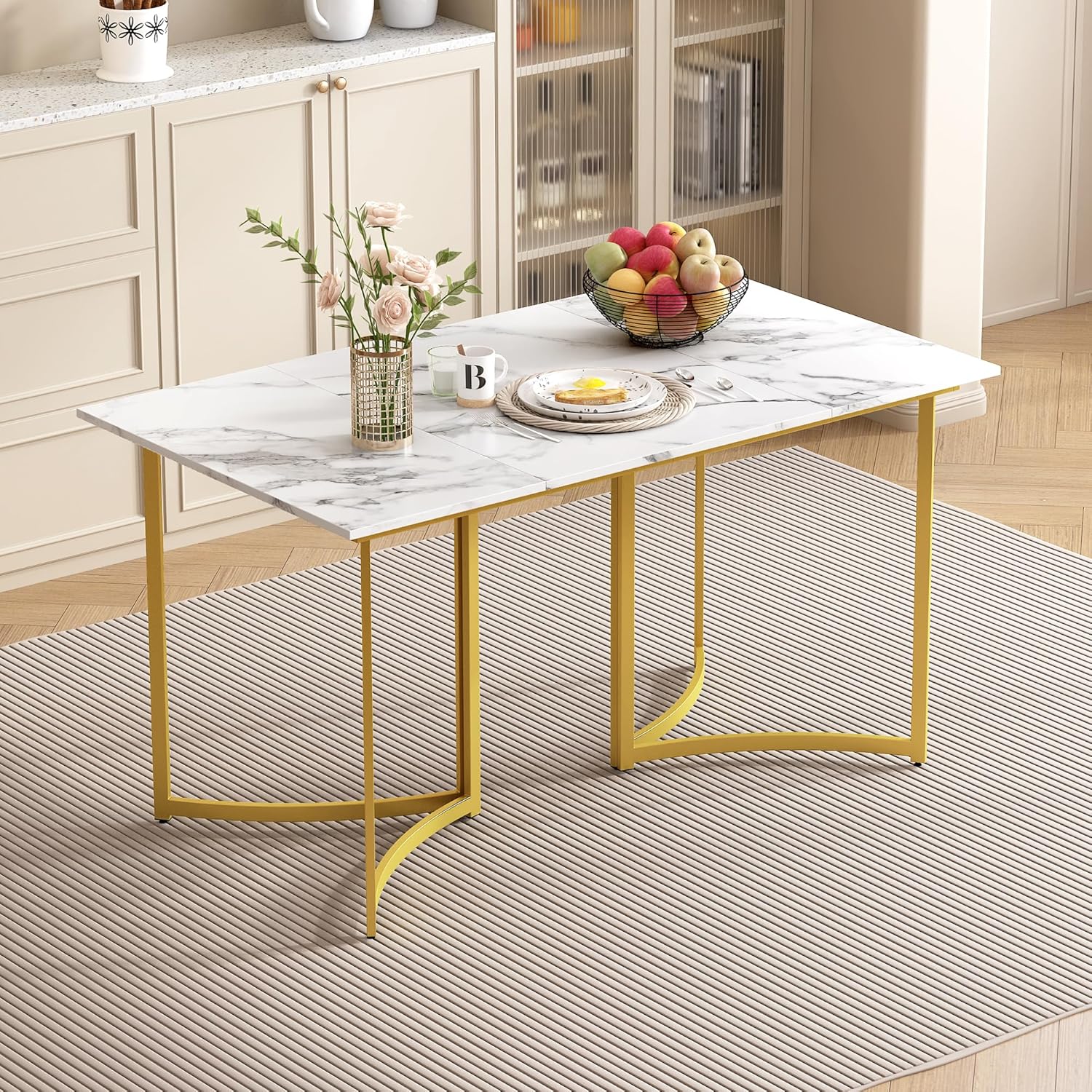 Table à manger en bois  pour 4 personnes